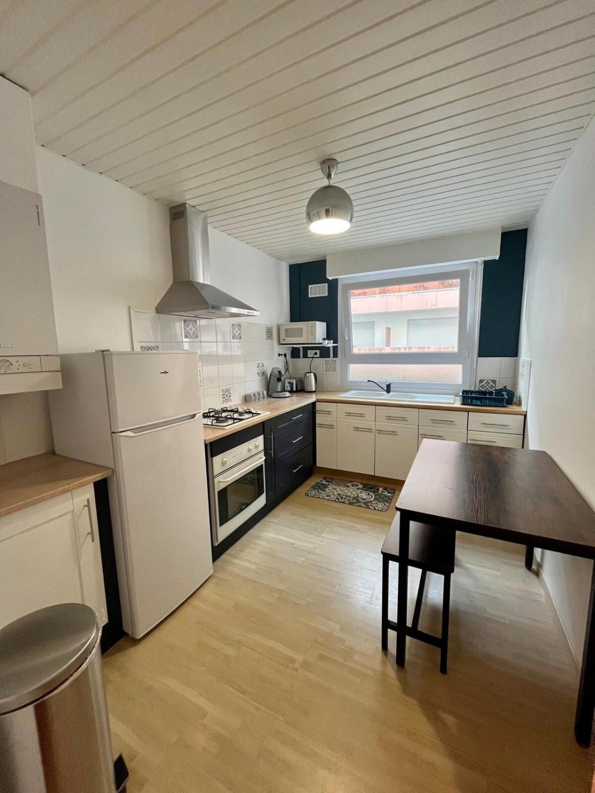 Joli Appartement Proche Centre Лорьян Экстерьер фото