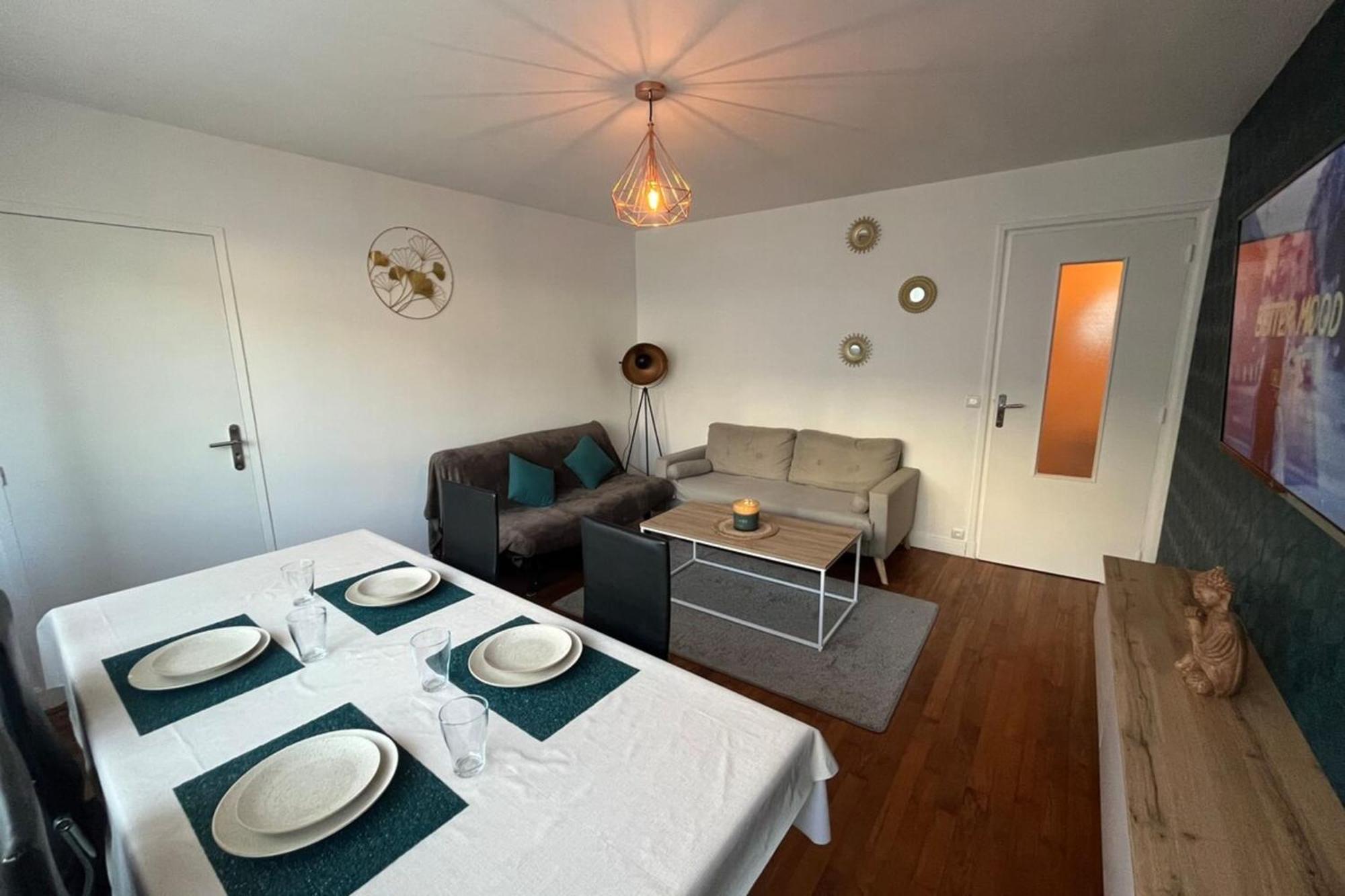 Joli Appartement Proche Centre Лорьян Экстерьер фото